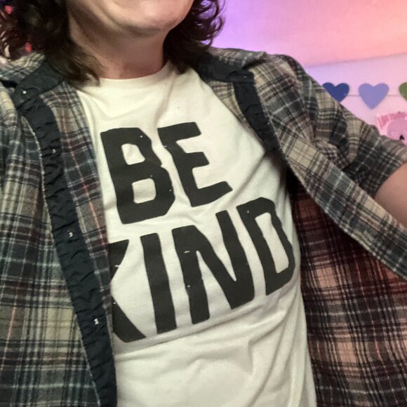 Meet your Posher, Jess - Picture 1 of 1